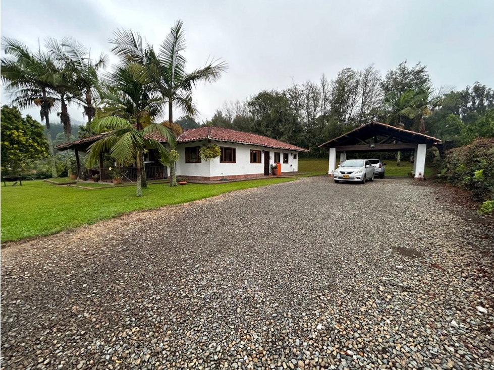 VENTA DE CASA INDEPENDIENTE CERCA AEROPUERTO JMC RIONEGRO — foto 2