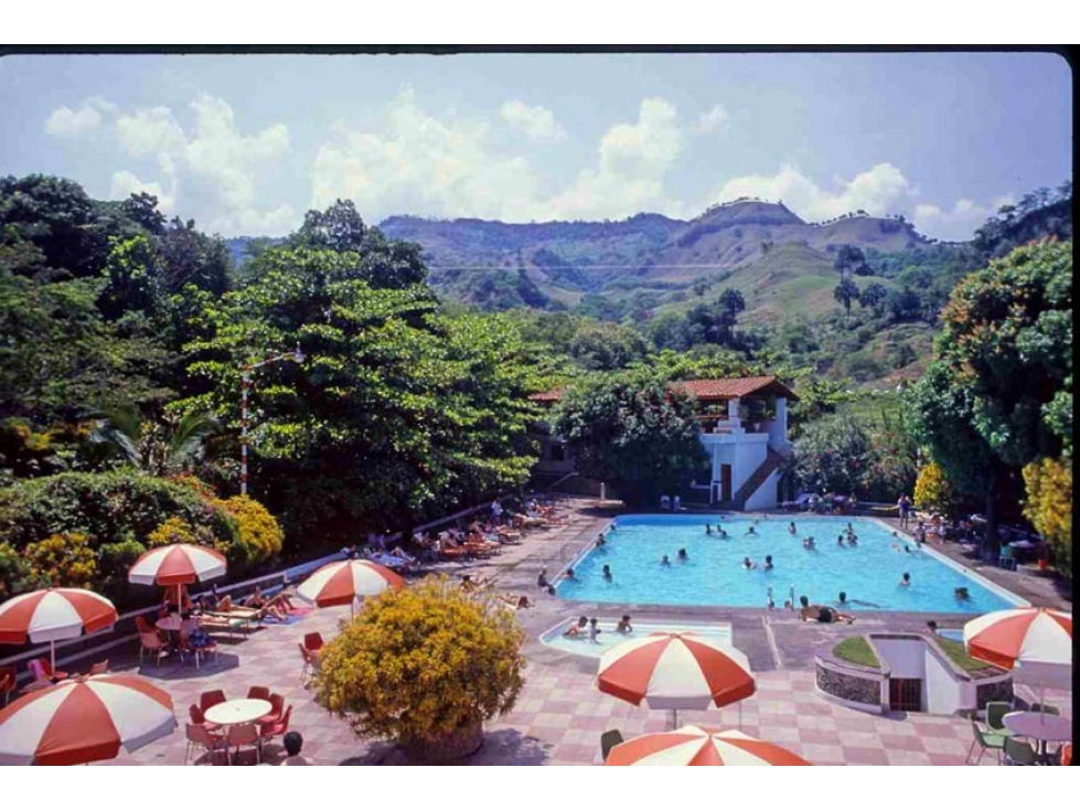 FINCA - HOTEL PARA VENTA ENTRE CALDAS Y ANTIOQUIA - 4