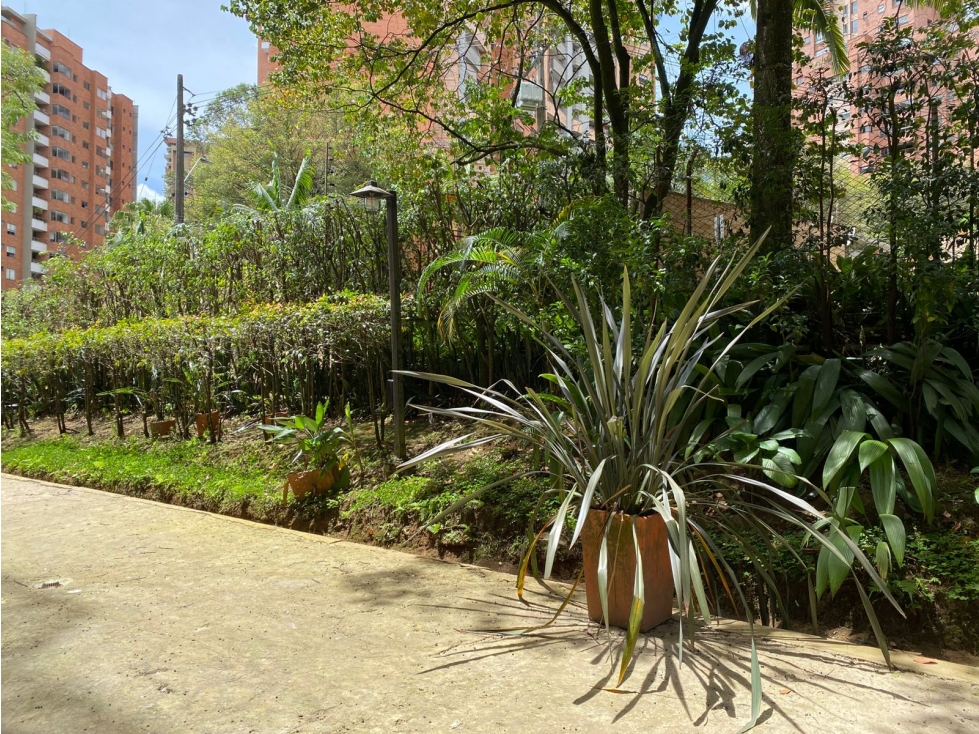 APARTAMENTO EN VENTA POBLADO TESORO — foto 3