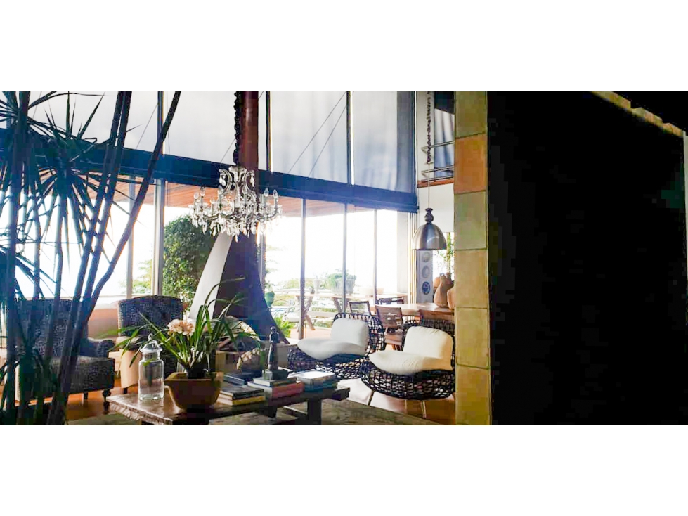 VENTA DE EXCLUSIVA CASA EN LA LOMA DEL ESCOBERO — foto 5