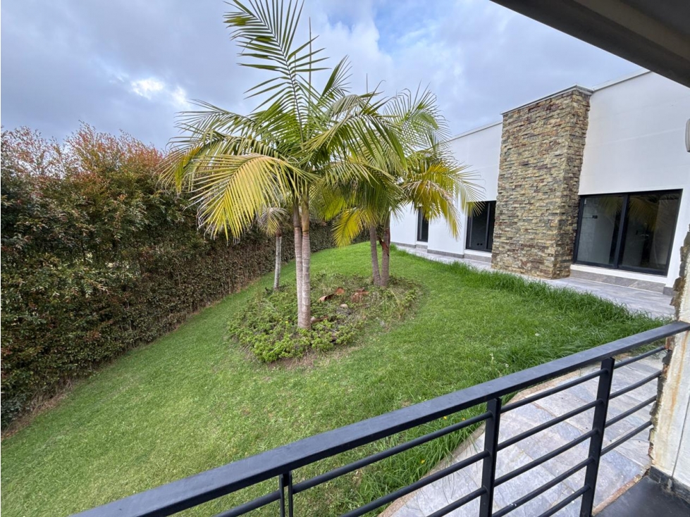 Casa campestre en Venta/Arriemdo en Envigado - Confort y Naturaleza — foto 3