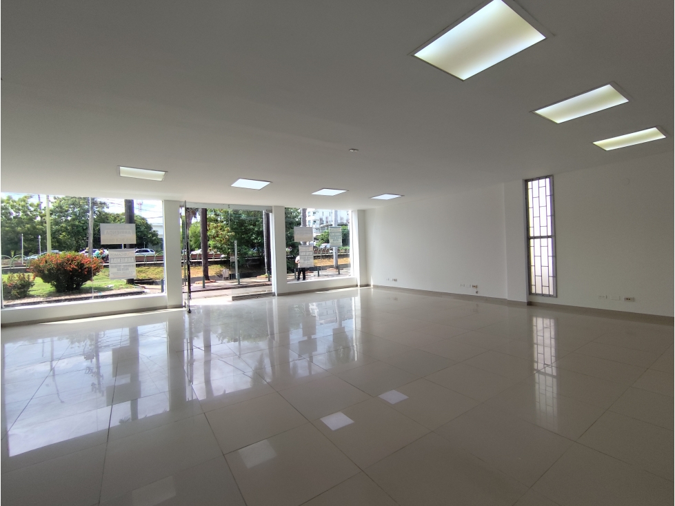 Arriendo Local Comercial - Ideal para tu Empresa o Negocio — foto 2