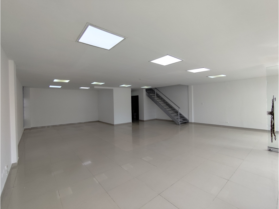 Arriendo Local Comercial - Ideal para tu Empresa o Negocio — foto 6