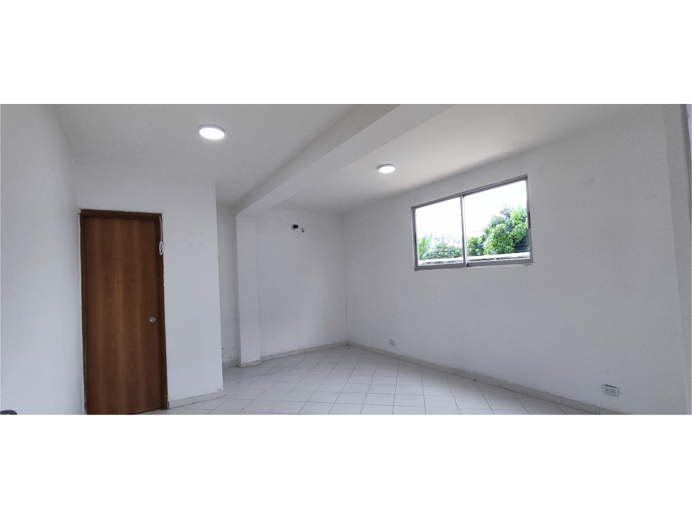 LOCAL COMERCIAL EN ARRIENDO