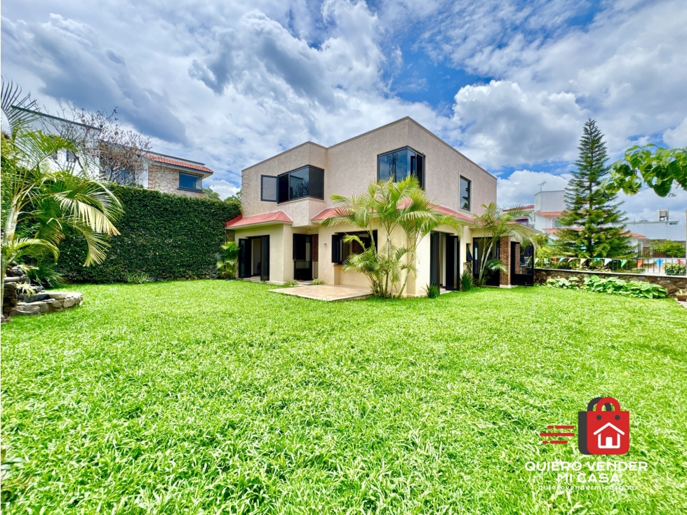 Casa en VENTA en Tzompantle, Cuernavaca con jardín y seguridad 24h