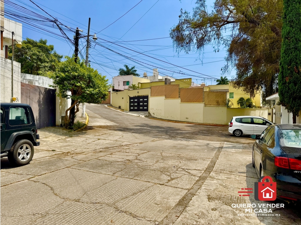 Casa en Lomas de Cuernavaca con jardín y recámara PB — foto 4