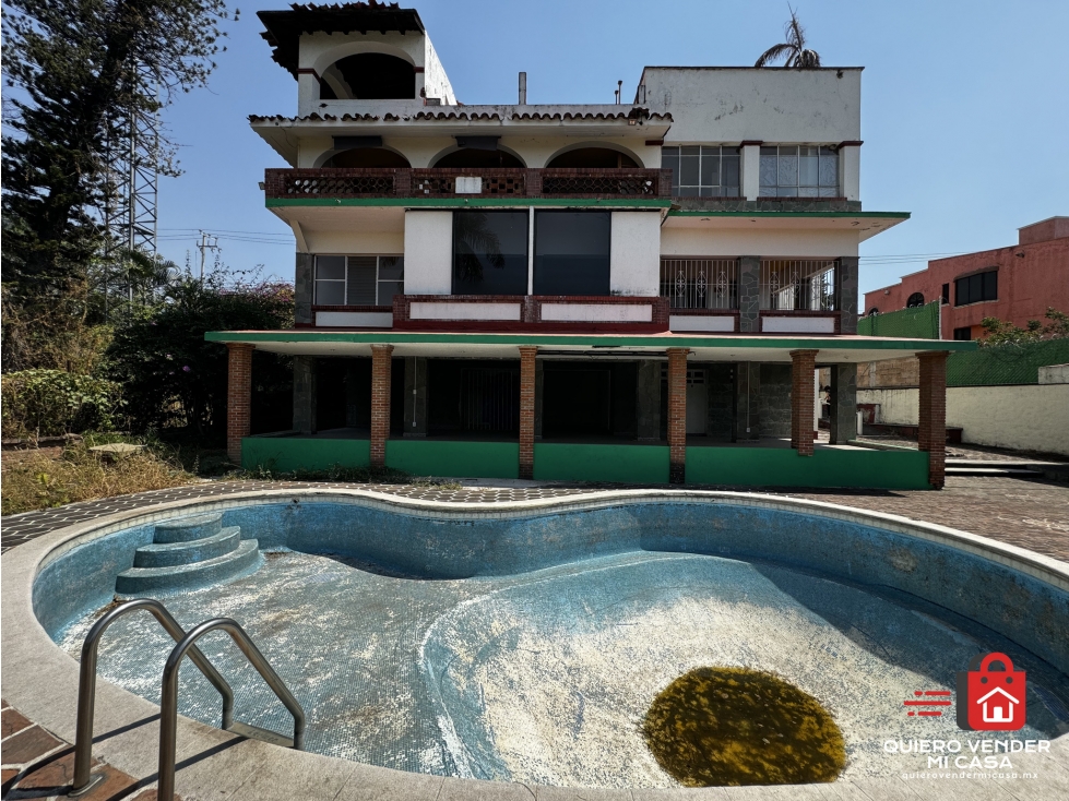 Casa sola en venta ubicada en el Centro de Cuernavaca Club de Golf