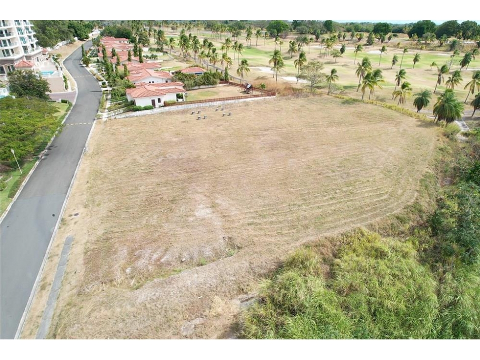 Se Vende terreno en Vista Mar, San Carlos - 2
