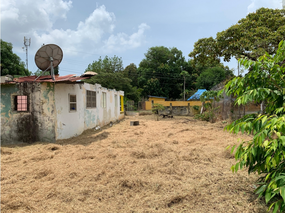 Se Vende Terreno en Victoriano Lorenzo Bejuco.