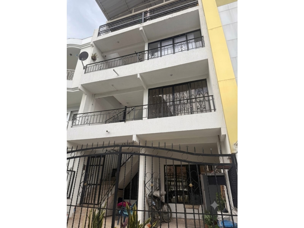 VENDO edificio de apartamentos, valle del lili, sur, cali, valle
