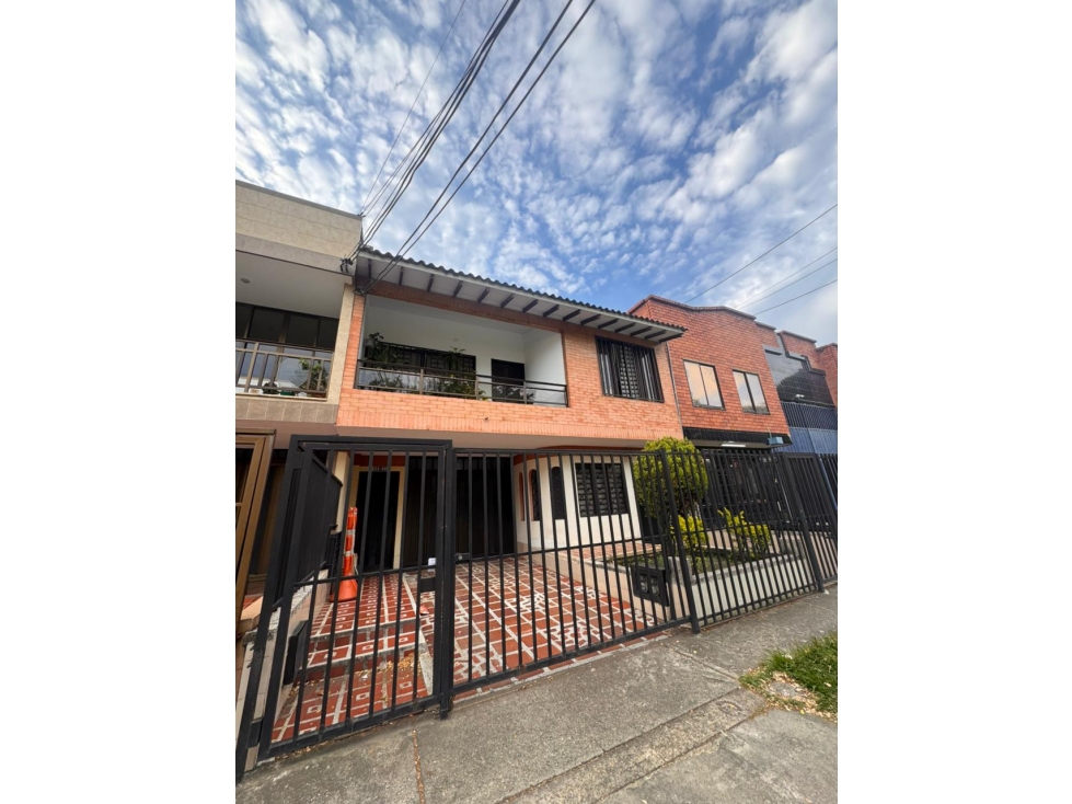 VENDO casa Bifamiliar camino real, sur central, Cali, valle