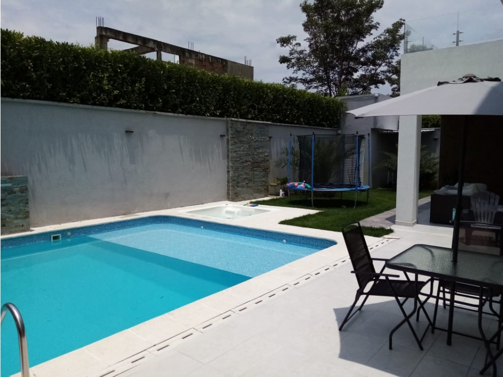 VENDO casa, en condominio, Jamundí, valle