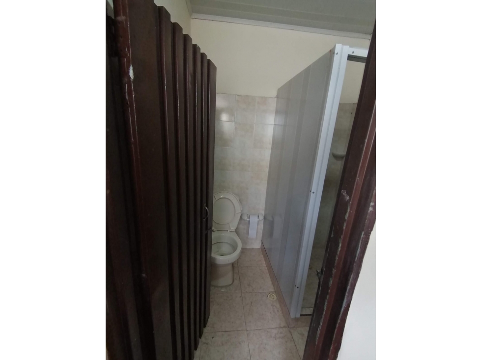 VENDO casa comercial barrio las delicias norte cali valle — foto 4