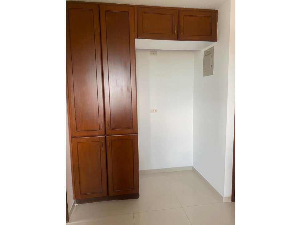 VENDO apartamento ciudad jardin, sur, cali, valle — foto 2