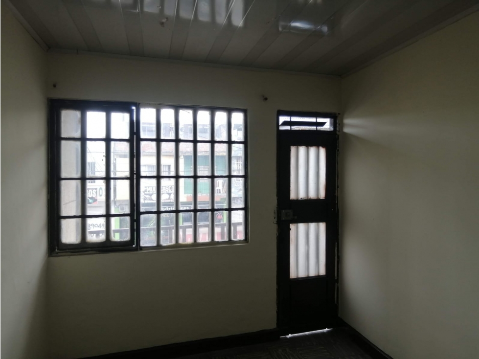 VENDO casa comercial barrio las delicias norte cali valle — foto 2