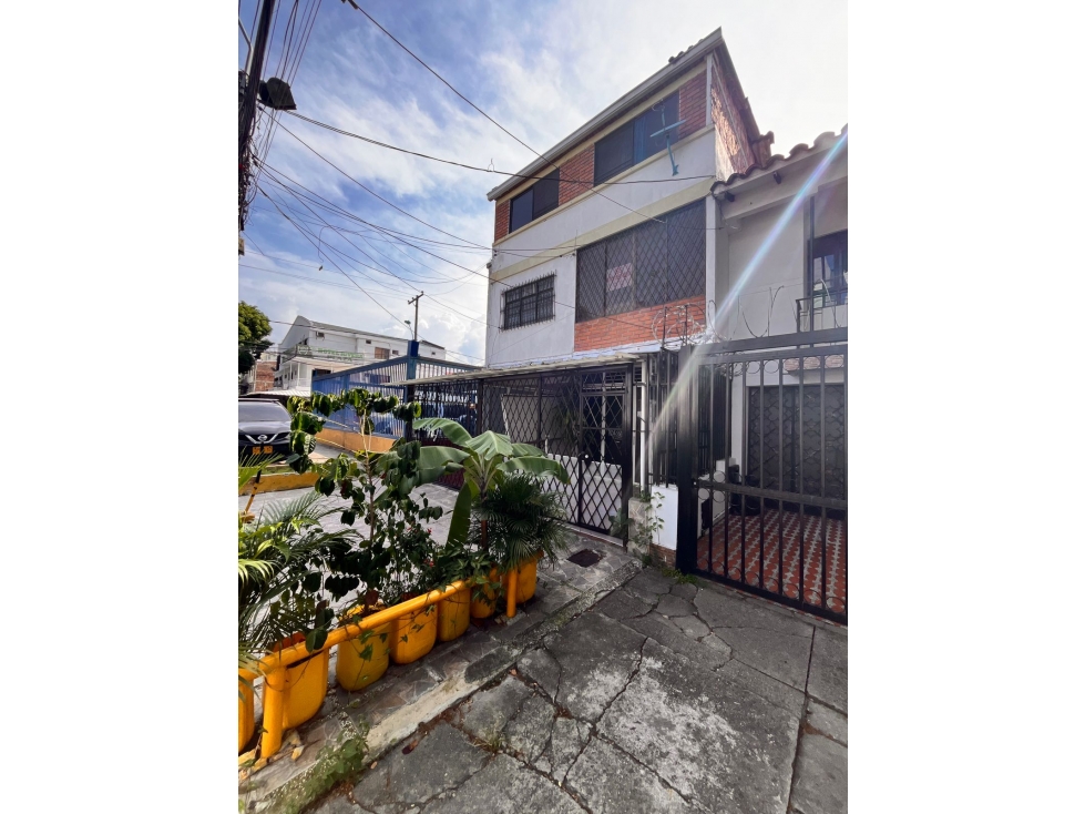 VENDO casa trifamiliar eucaristico cali valle