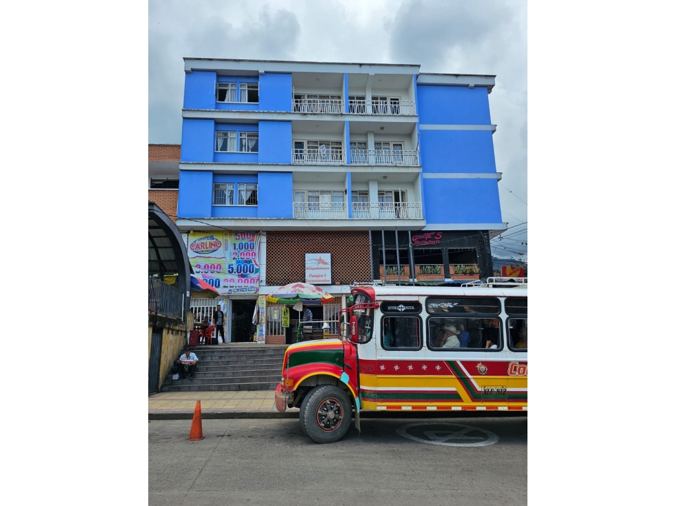 EDIFICIO EN VENTA EN SAN VICENTE DE CHUCURI - 1