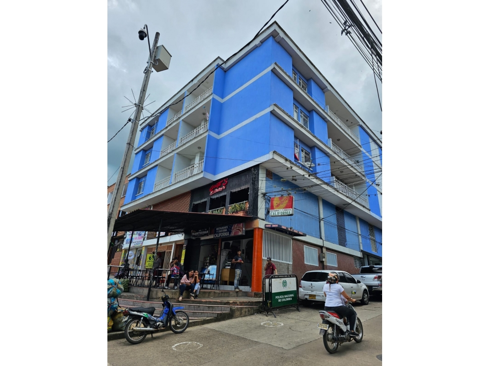 EDIFICIO EN VENTA EN SAN VICENTE DE CHUCURI - 2