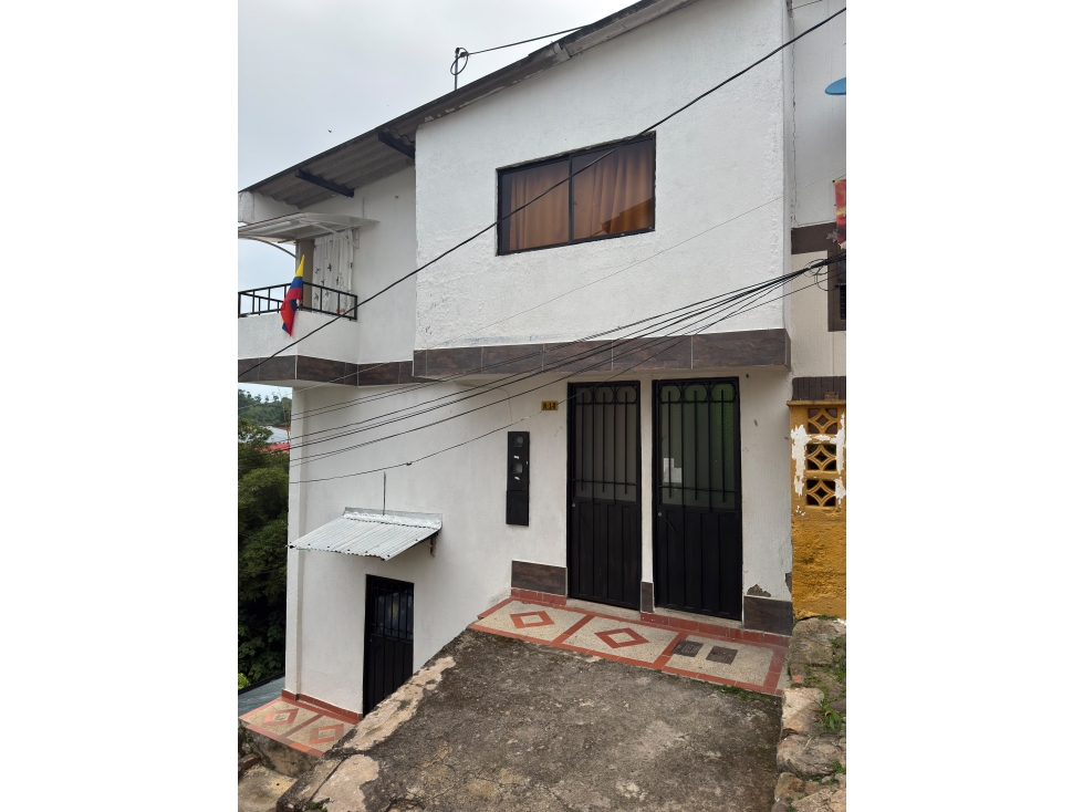 VENDO EDIFICIO EN SAN VICENTE DE CHUCURI - 2