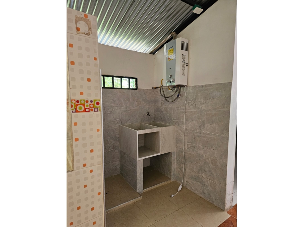SE VENDE CASA CON LOTE EN SAN VICENTE DE CHUCURÍ - 5