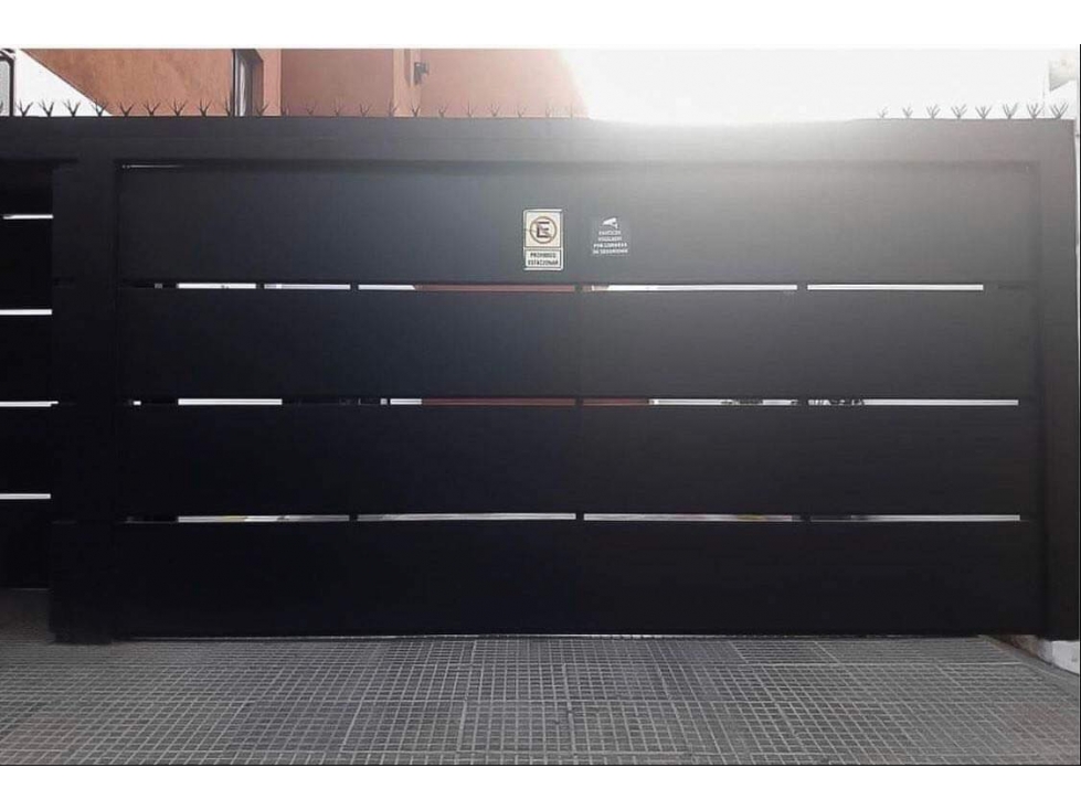 Cochera en Venta Alto Alberdi - 2