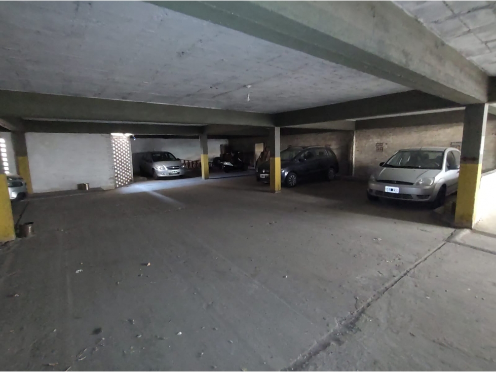 Estacionamiento Bº Alberdi - 3