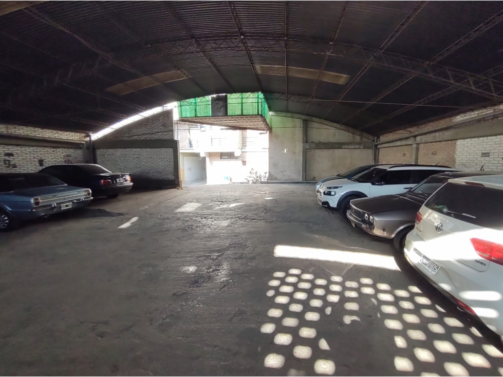 Estacionamiento Bº Alberdi - 4