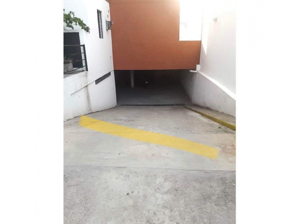 Cochera en Venta Alto Alberdi - 3