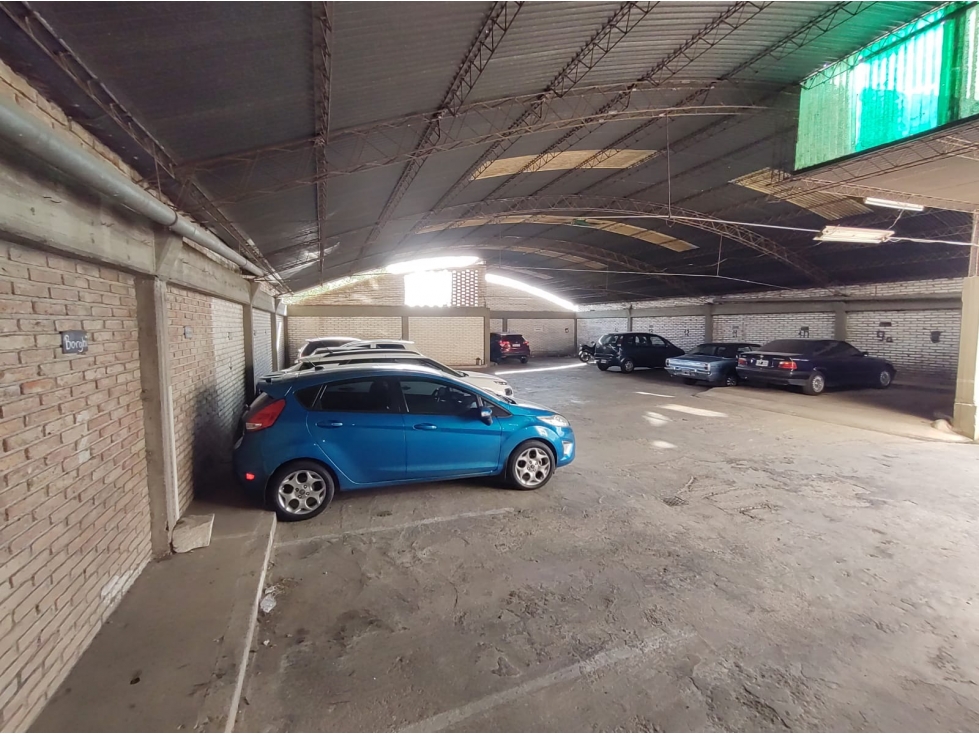 Estacionamiento Bº Alberdi - 6