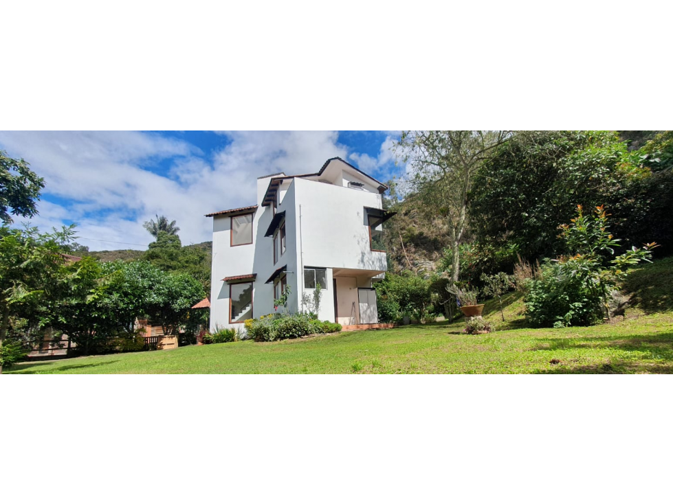 SE ARRIENDA CASA EN COTA VEREDA EL ABRA - 1