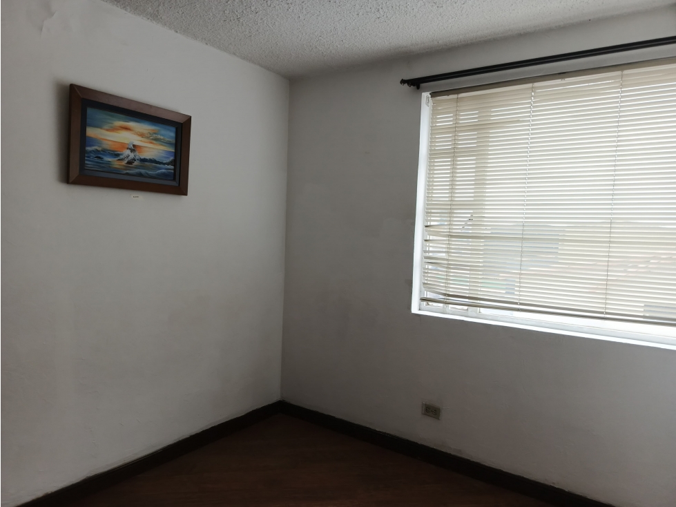 SE ARRIENDA CASA EN COTA - 3