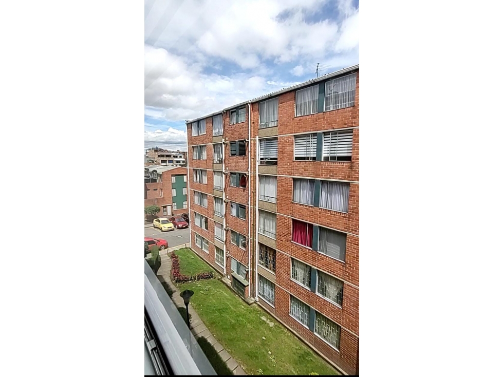 SE ARRIENDA APARTAMENTO EN BARRIO SALITRE DE SUBA