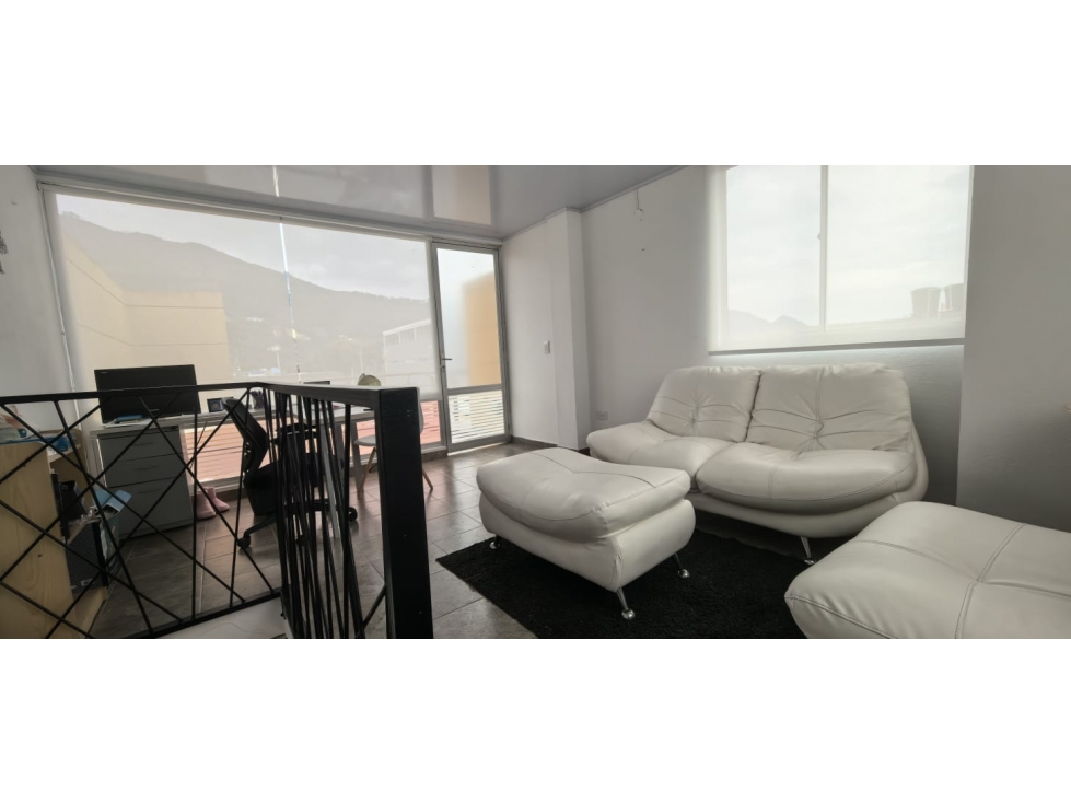 SE ARRIENDA O SE VENDE OFICINA EN CC TERRACOTA - 6