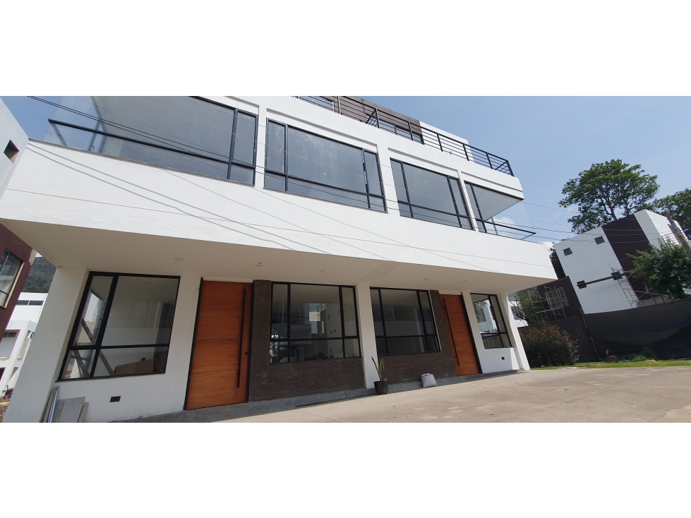 SE VENDE CASA EN COTA