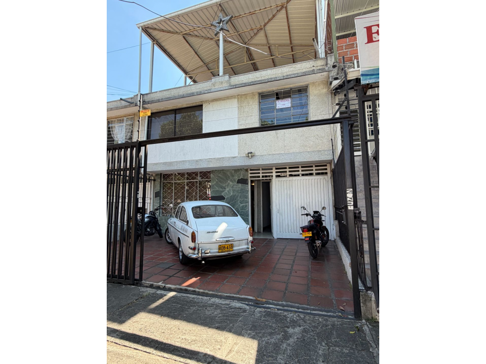VENTA DE CASA EXTERNA EL LIDO-ALG