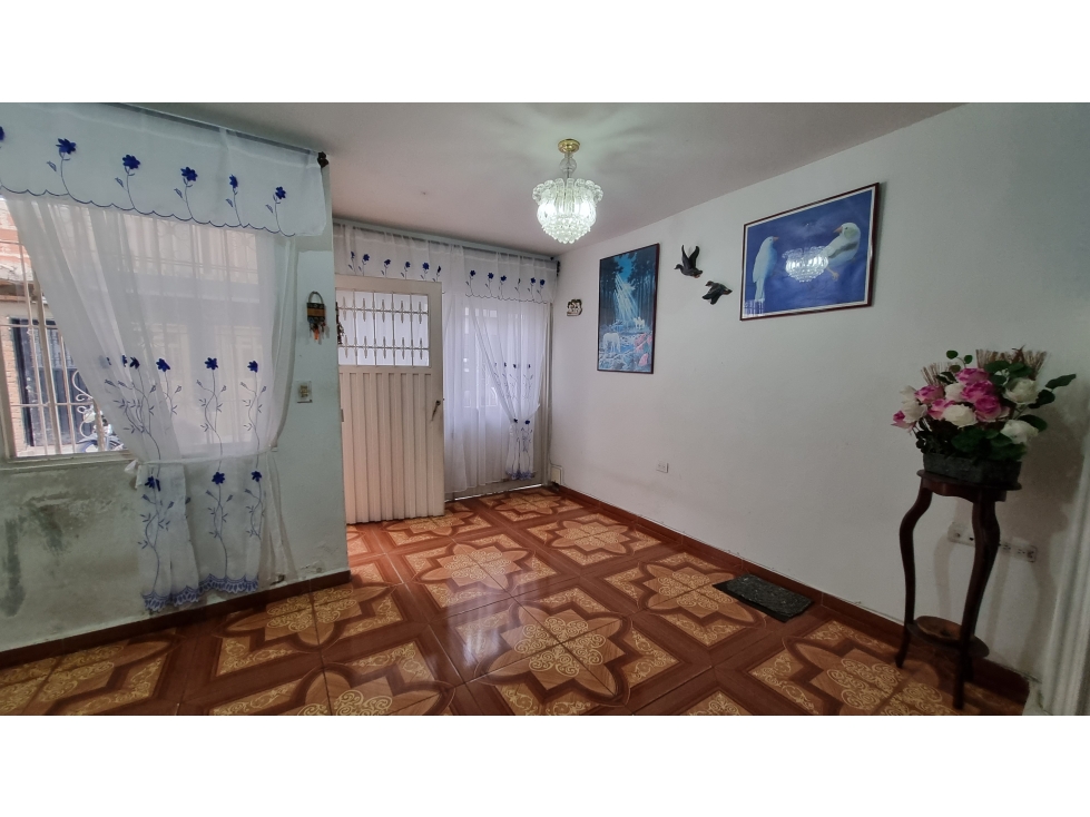 SE VENDE CASA EN EL POBLADO 1 CALI W10312174 XU — foto 4