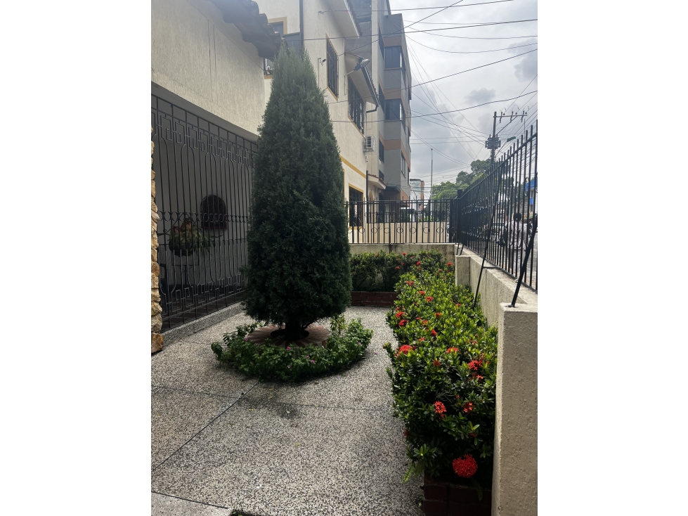 VENTA DE CASA AL SUR DE CALI, BARRIO SAN FERNANDO -YY-9689787. — foto 5