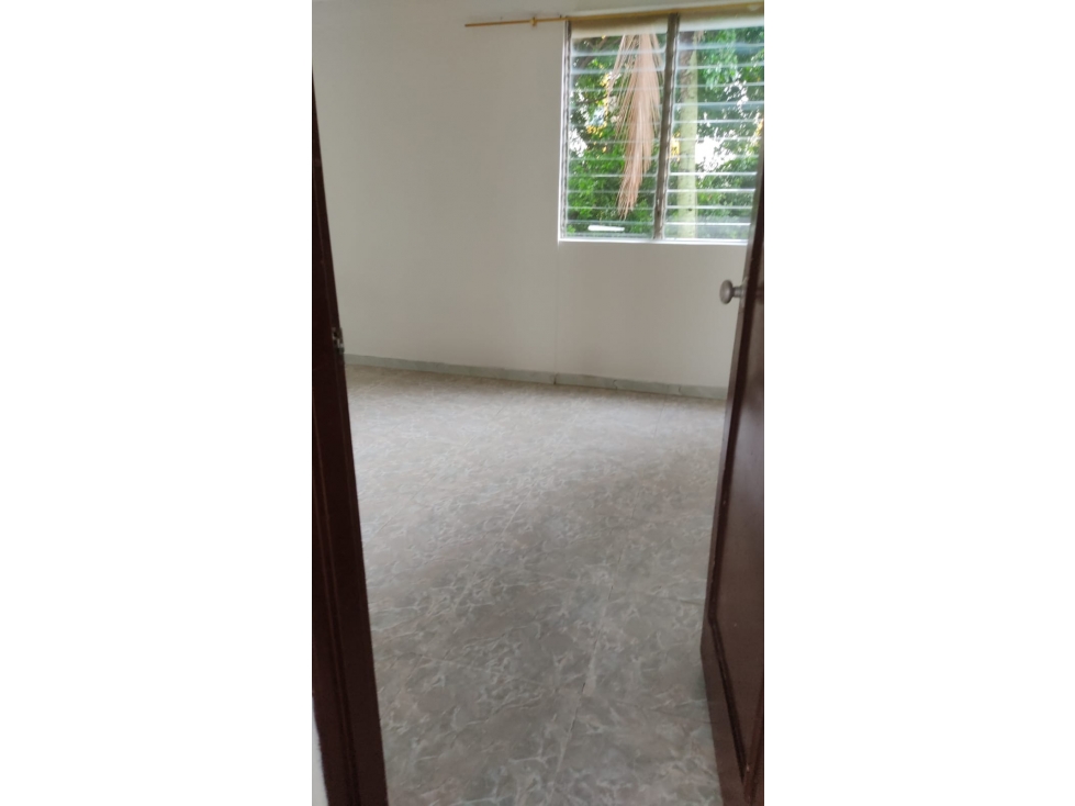 VENDO APARTAMENTO EN NAPOLES CS10032676