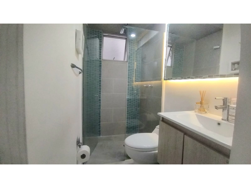 Se Vende Apto - Barrio la Hacienda - 2do Piso C/A - YP - 10455965 — foto 4