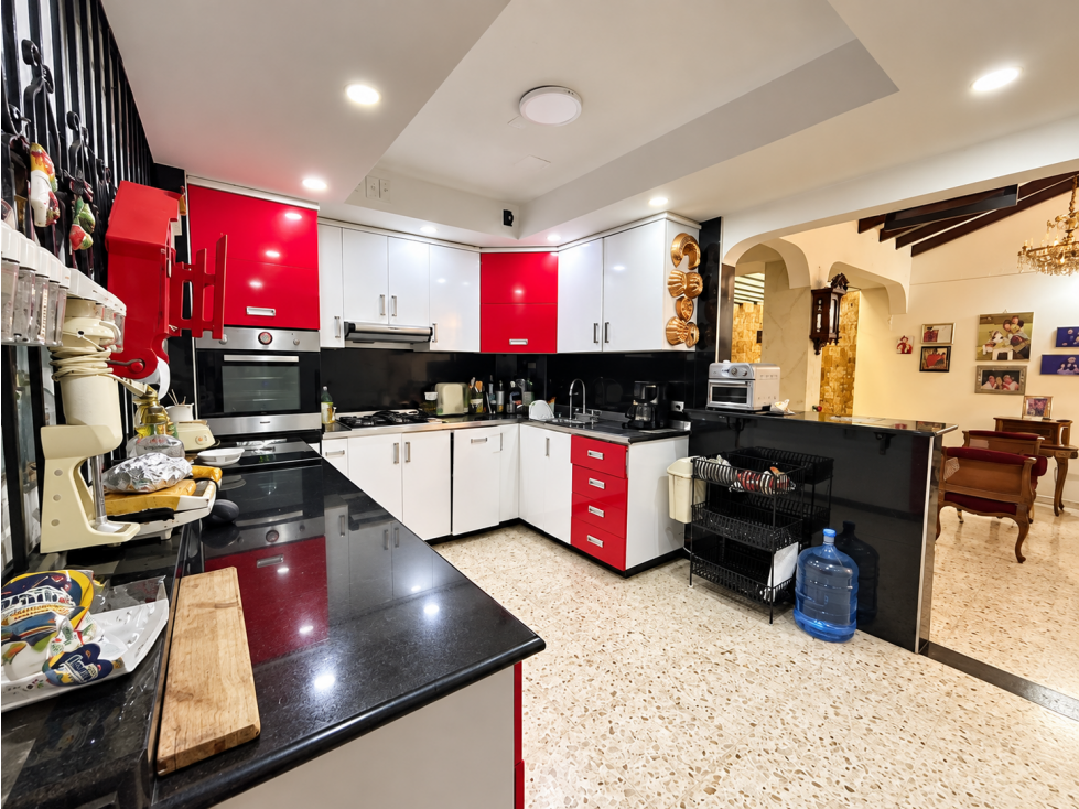 Vendo Casa Amplia en El Limonar 4 Habitaciones y 4 Baños - DM — foto 3