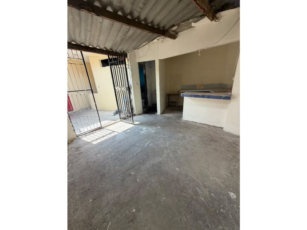 VENTA DE CASA PARA REMODELAR ALFONSO BONILLA-YY-10476711 — foto 6