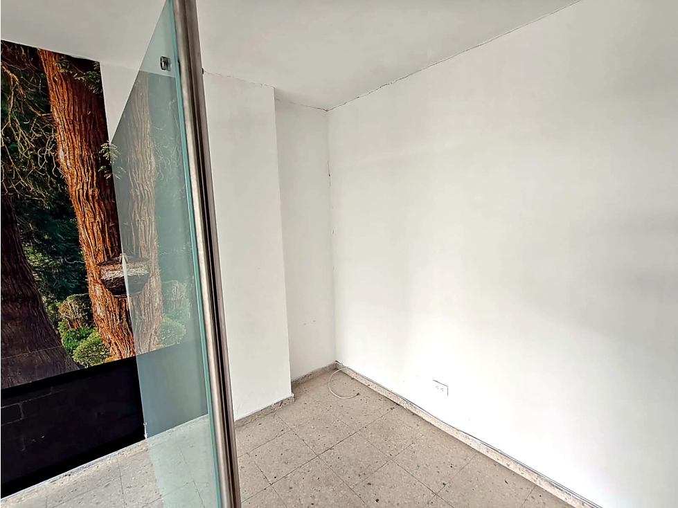 LOCAL COMERCIAL EN LA PASARELA 2° PISO + BAÑO + AIRE - DM 10473756 — foto 6