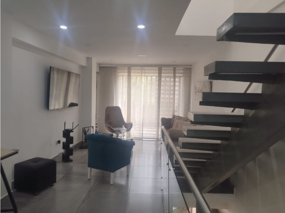 Se Vende Casa 2 Pisos Multifamiliar Barrio Limonar-CS-10433019 — foto 5