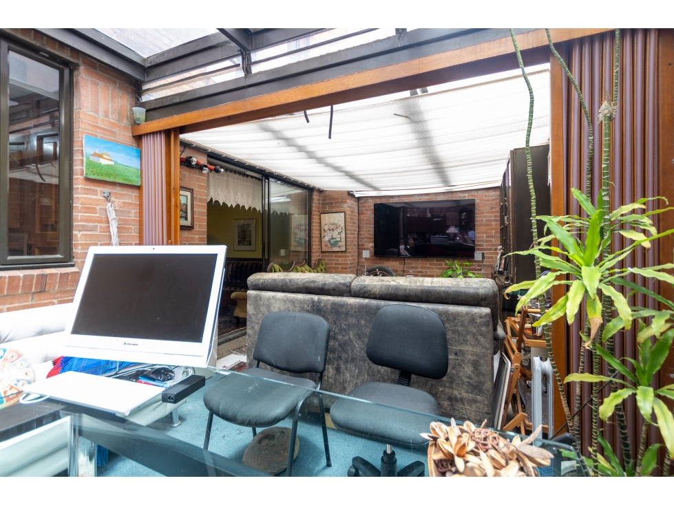 Apartamento en Venta -Santa Barbara - 89m2 + 24 m2 Terraza, 2H, 2B,CBS