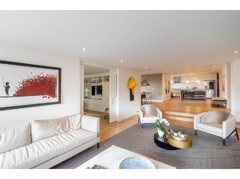 Apartamento en Rosales - Venta, 3H,5B,3P — foto 2