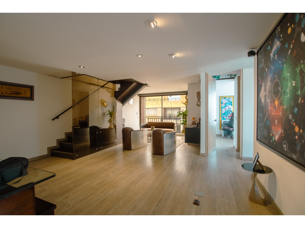 Apartamento Duplex - Venta - Colina Campestre, 2H, 3B, 2P, 1D
