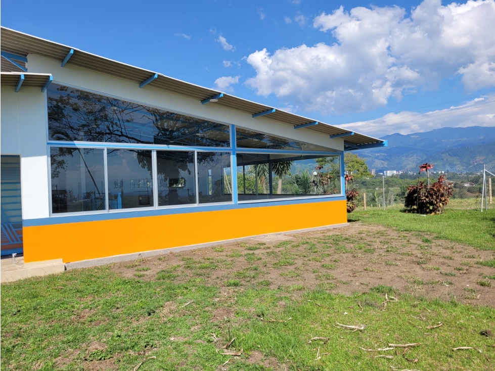 Casa campestre en alquiler a 25 minutos de armenia vereda naranjal - 1