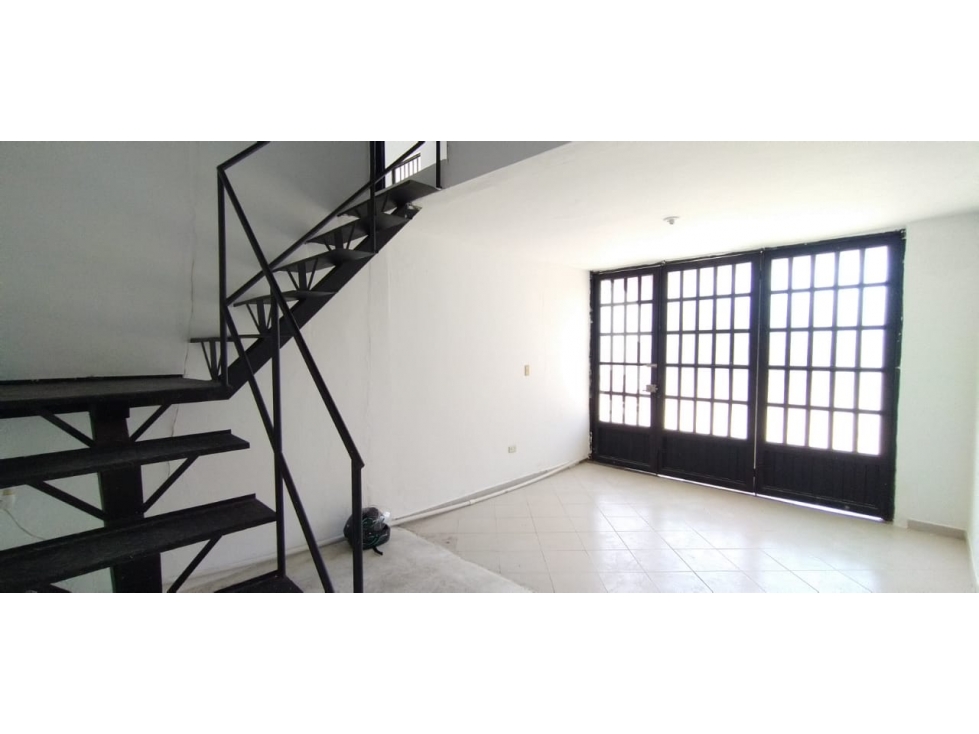 SE ARRIENDA APARTAMENTO EN SEGUNDO PISO BARRIO LUIS MARIA JIMENEZ - 5