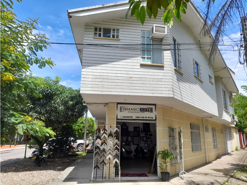 SE ARRIENDA APARTAESTUDIO EN LA CALLE 11 CON 26 ESQUINA