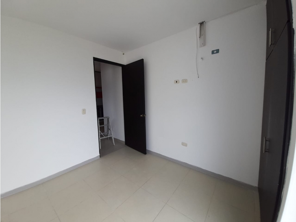 SE ARRIENDA APARTAMENTO EN CUARTO PISO EDIFICIO SAN SEBASTIAN - 6
